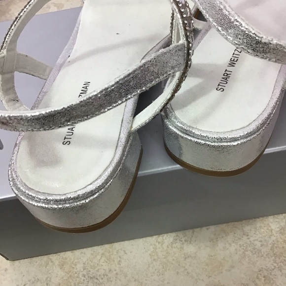Stuart Weitzman Penelope Four Stones Girls size 4 silver sandals. NWOT. - Picture 4 of 7